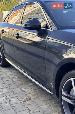 Седан Audi A4 2015 в 