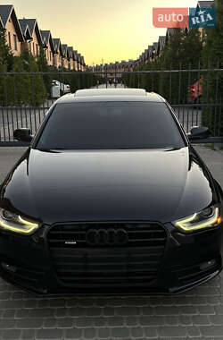 Седан Audi A4 2012 в 