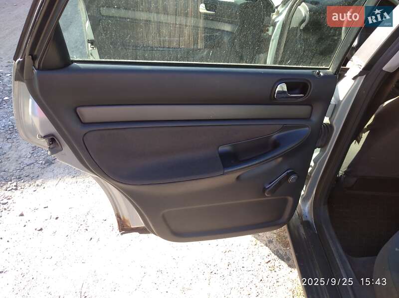 Седан Audi A4 1997 в Боярке