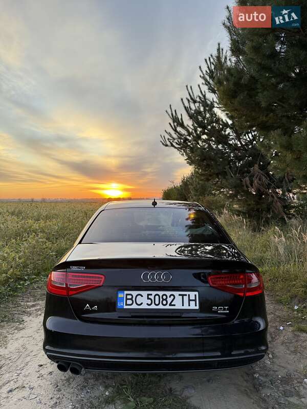 Седан Audi A4 2014 в Львове