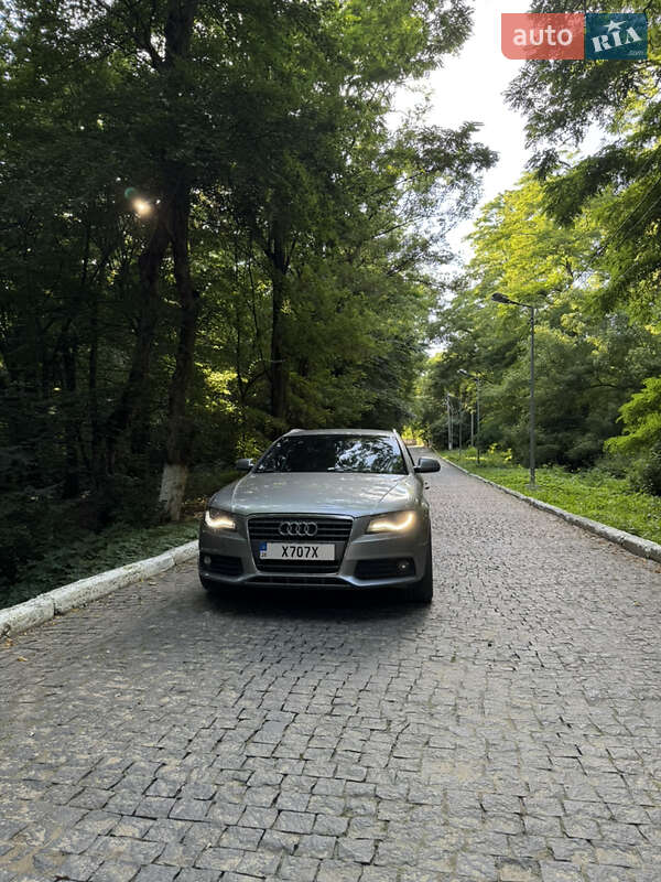 Універсал Audi A4 2010 в Чернівцях