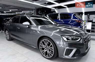 Седан Audi A4 2023 в Киеве
