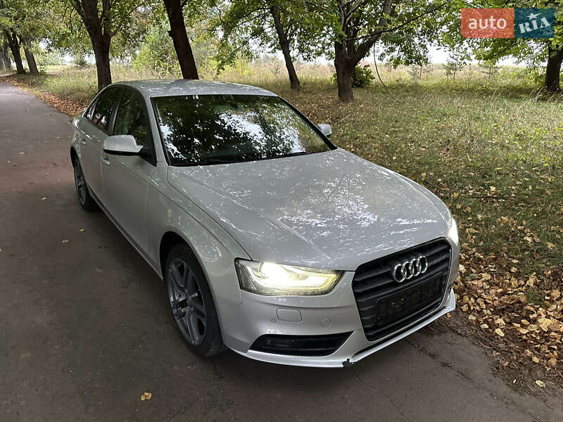 Седан Audi A4 2012 в Козове фото 3 Седан Audi A4 2012 в Козове