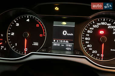 Седан Audi A4 2012 в 