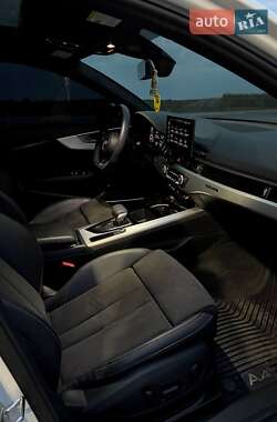 Седан Audi A4 2019 в 