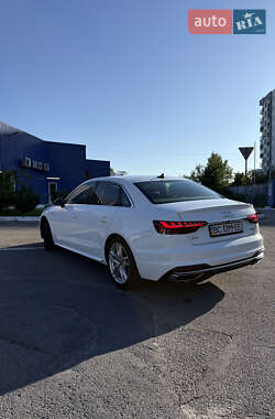 Седан Audi A4 2024 в Львове