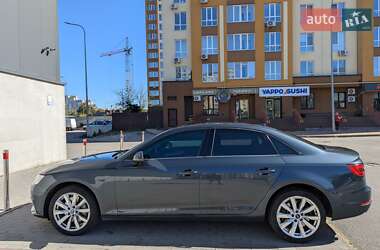 Седан Audi A4 2017 в 