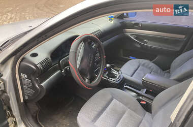 Седан Audi A4 1996 в 