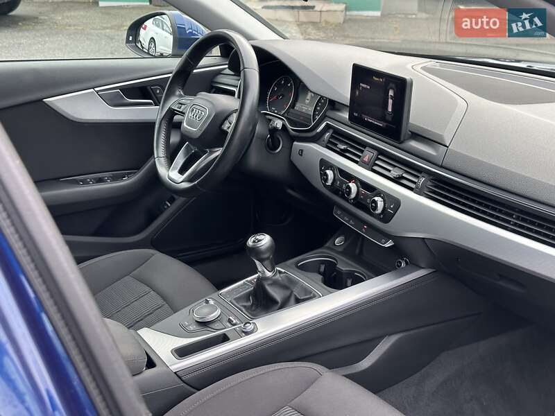 Универсал Audi A4 2016 в Киеве фото 32 Универсал Audi A4 2016 в Киеве