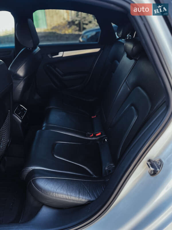 Седан Audi A4 2014 в Николаеве