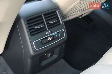 Седан Audi A4 2016 в 