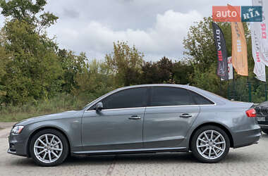 Седан Audi A4 2015 в 