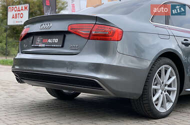 Седан Audi A4 2015 в 