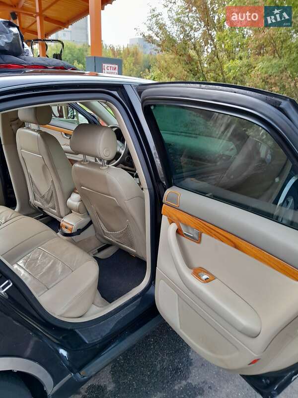 Седан Audi A4 2003 в Харькове