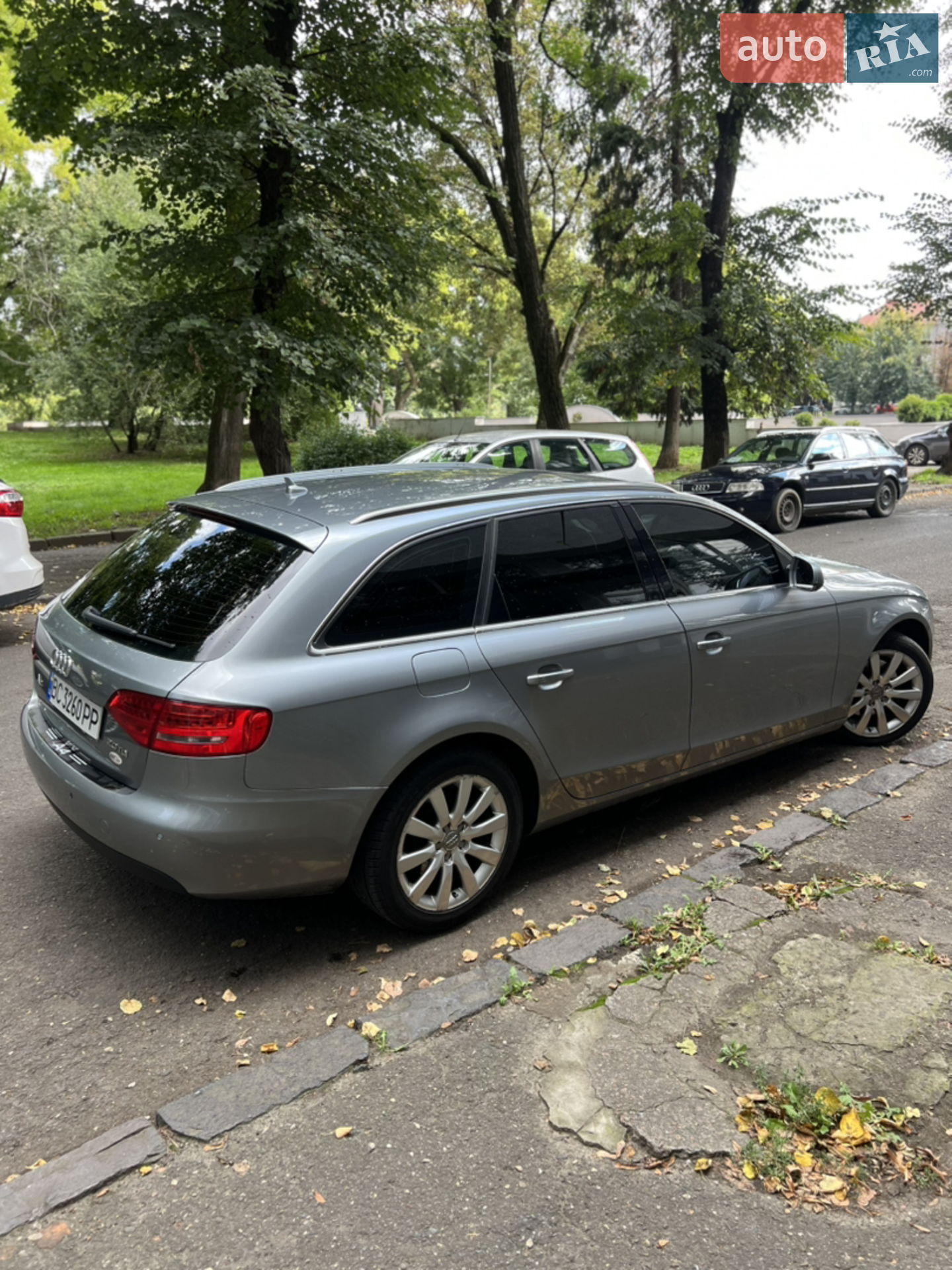 2010 Audi A4 - мініатюра 10