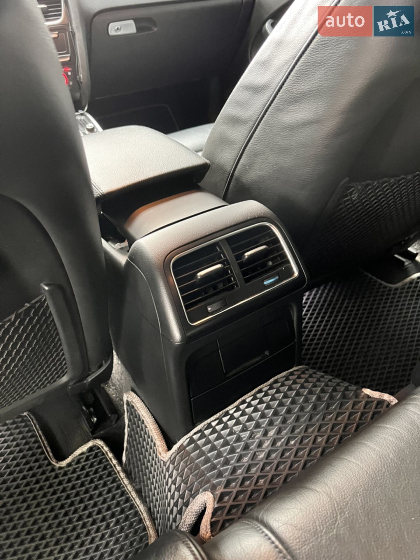 2010 Audi A4 - мініатюра 27