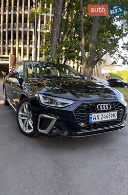 Седан Audi A4 2020 в 
