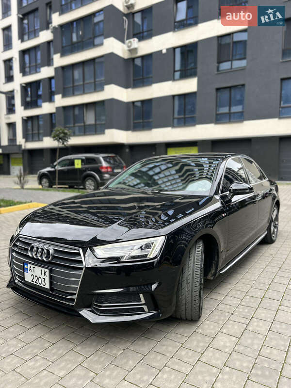 Седан Audi A4 2016 в Ивано-Франковске