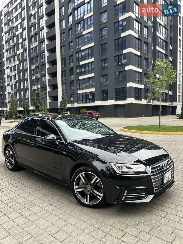 Седан Audi A4 2016 в Ивано-Франковске