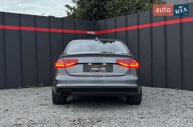 Седан Audi A4 2015 в 
