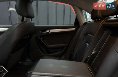 Седан Audi A4 2015 в 