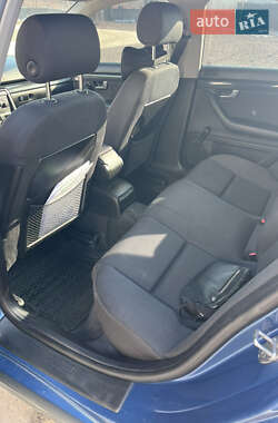 Седан Audi A4 2001 в 