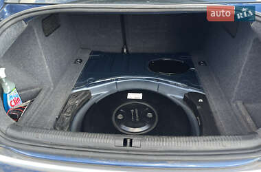 Седан Audi A4 2001 в 