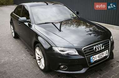 Седан Audi A4 2012 в 