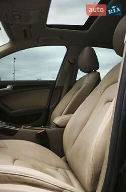 Седан Audi A4 2012 в 