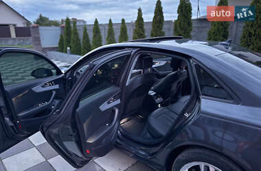 Седан Audi A4 2017 в 