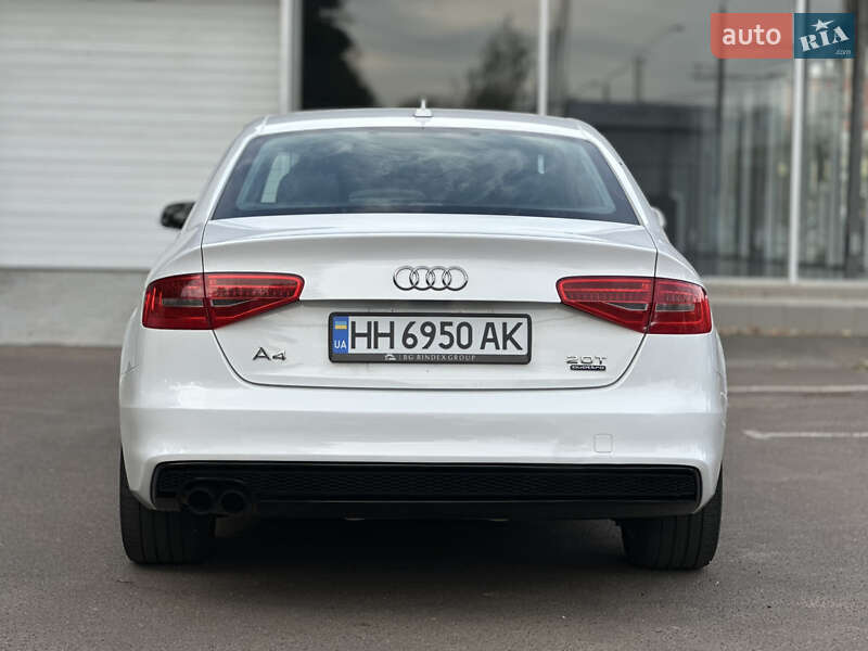 Седан Audi A4 2014 в Одесі