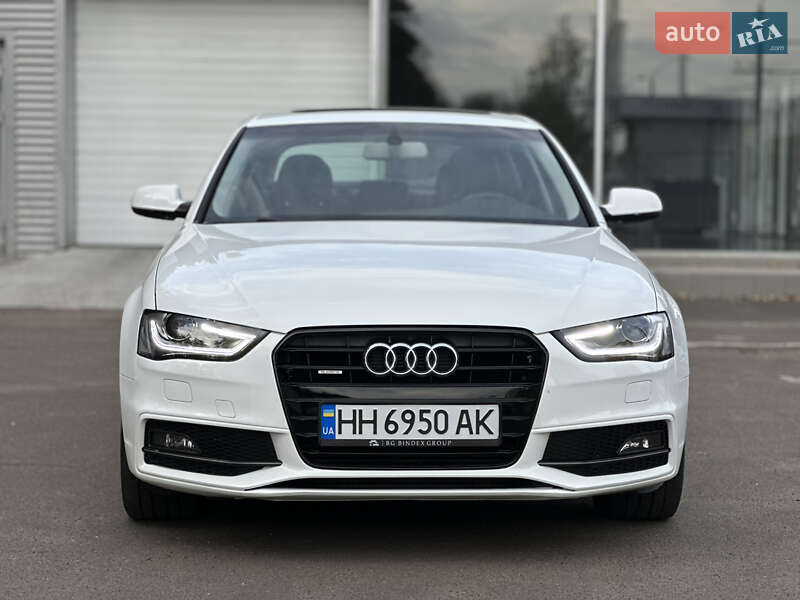 Седан Audi A4 2014 в Одесі