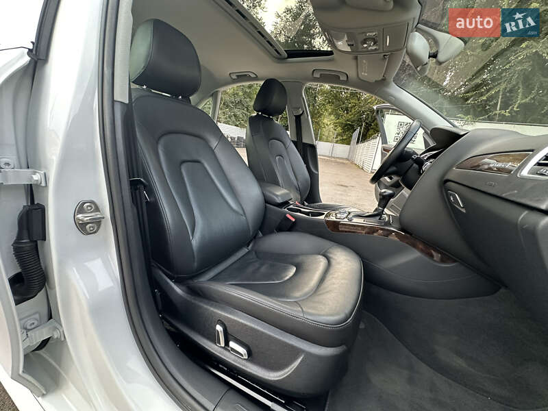 Седан Audi A4 2014 в Одесі