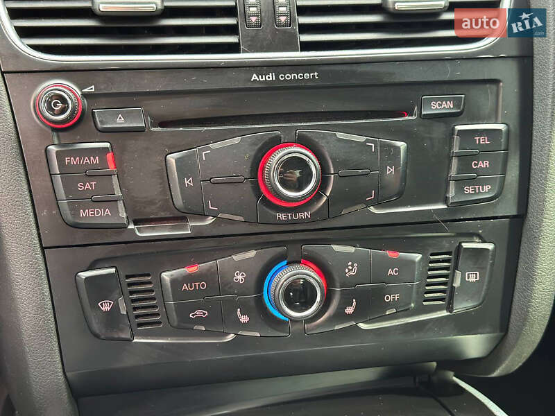 Седан Audi A4 2011 в Дніпрі