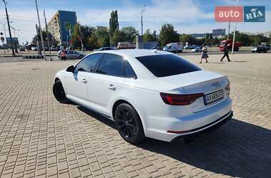 Седан Audi A4 2018 в 
