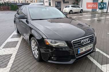 Седан Audi A4 2010 в 