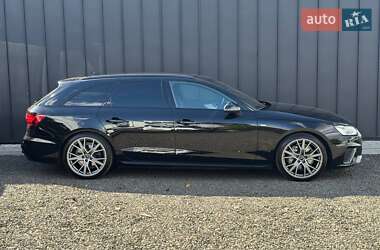 Универсал Audi A4 2020 в Луцке