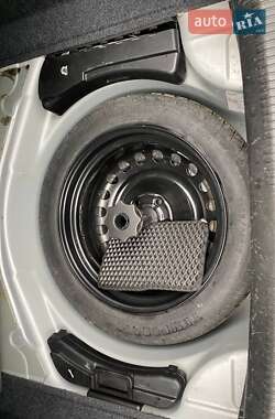Седан Audi A4 2002 в 
