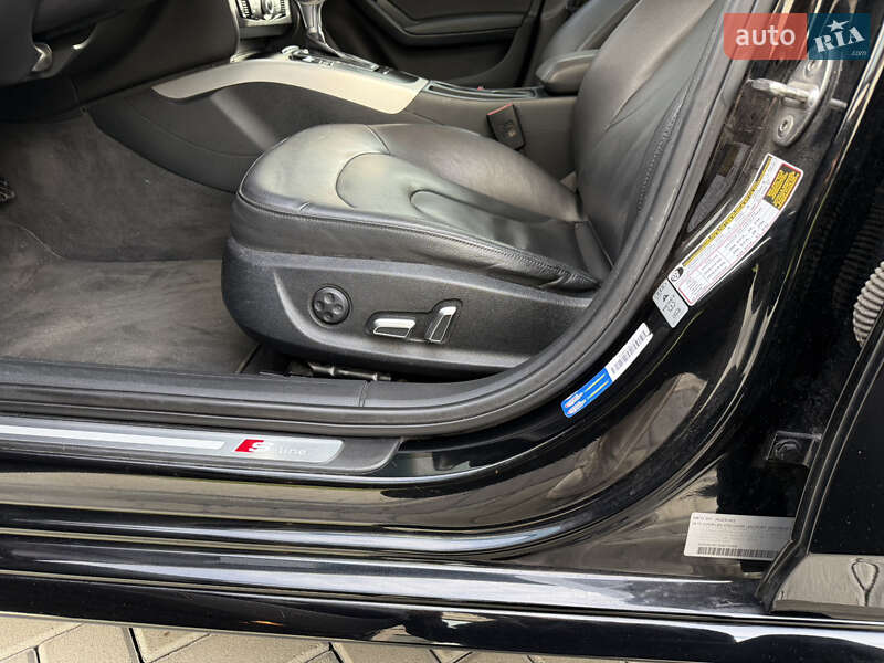 Седан Audi A4 2013 в Києві