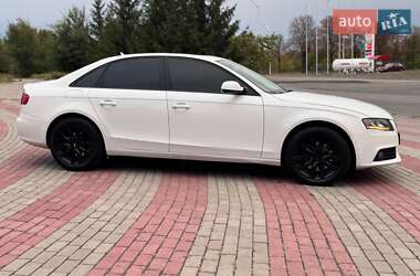 Седан Audi A4 2010 в 