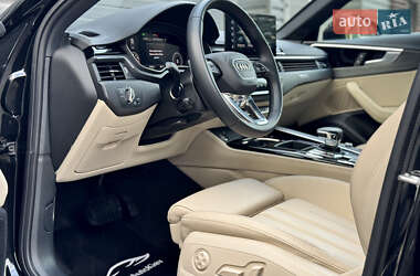 Седан Audi A4 2024 в 