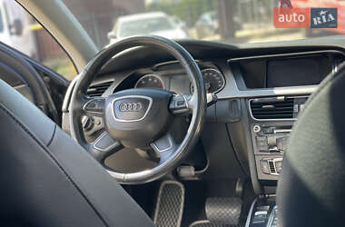 Седан Audi A4 2013 в Одесі