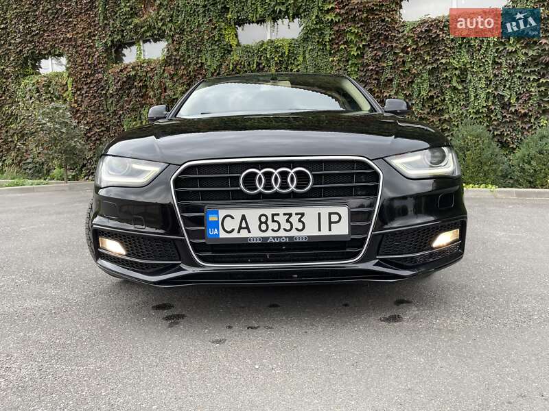 Седан Audi A4 2013 в Лубнах