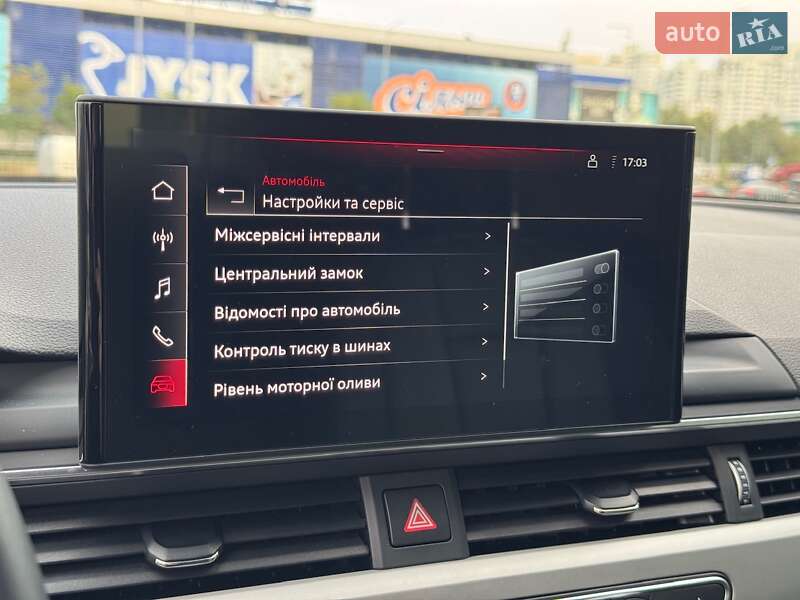 Седан Audi A4 2022 в Киеве