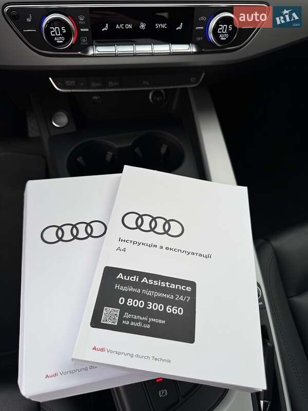 Седан Audi A4 2022 в Киеве