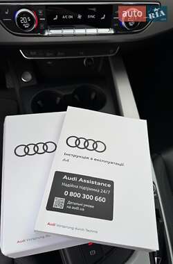 Седан Audi A4 2022 в 