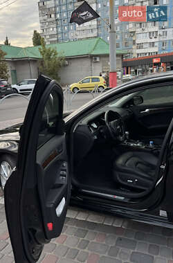 Седан Audi A4 2014 в 