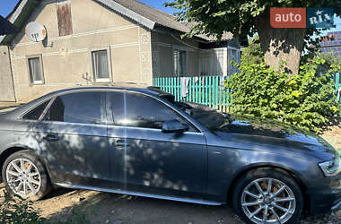 Седан Audi A4 2015 в 