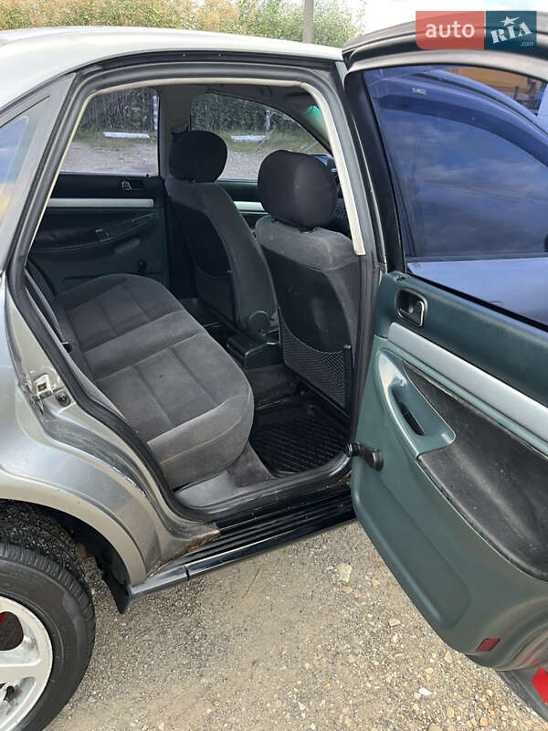 Седан Audi A4 1995 в Дрогобыче