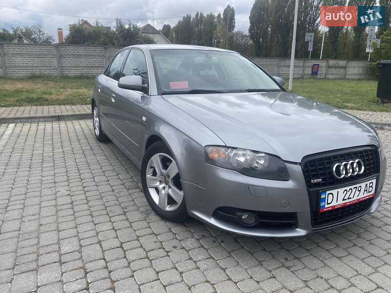 Седан Audi A4 2004 в 